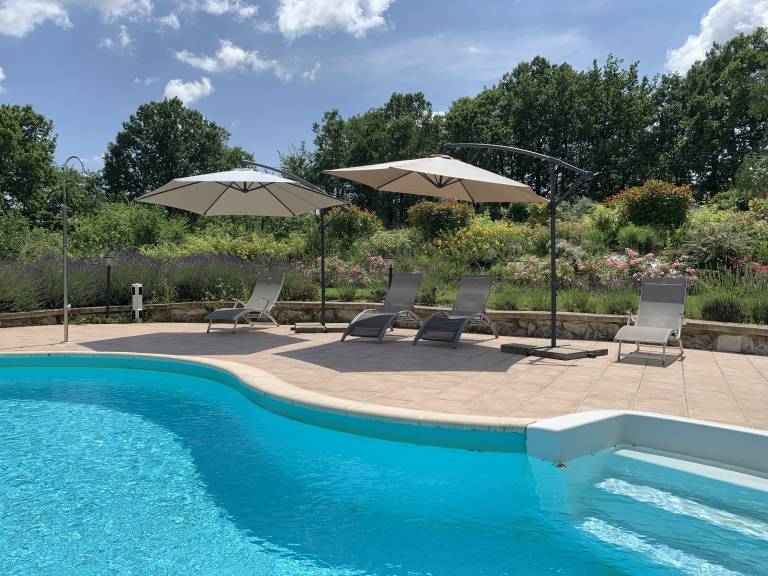 Fully equipped gite with yard, private pool & BBQ | River view | Dogs allowed — photo 3