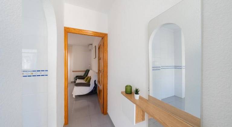 Rental apartment with pool — photo 5