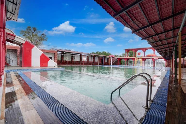 Townhouse Rampura Formerly Rawat Resort