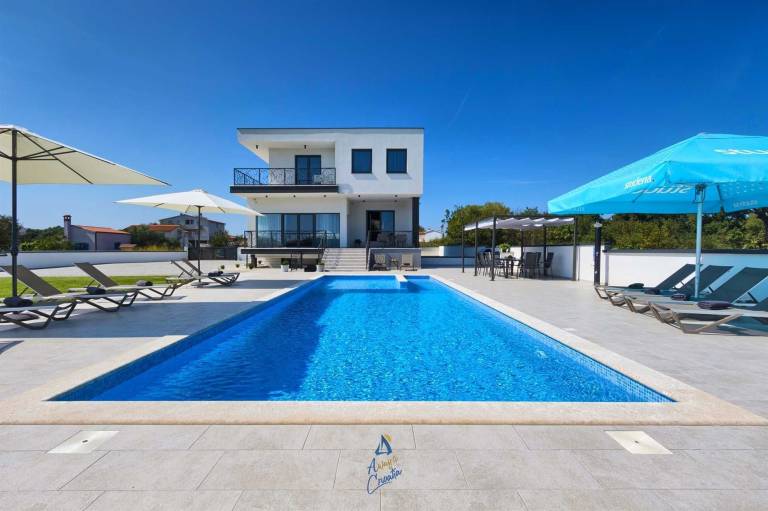 Villa Pula