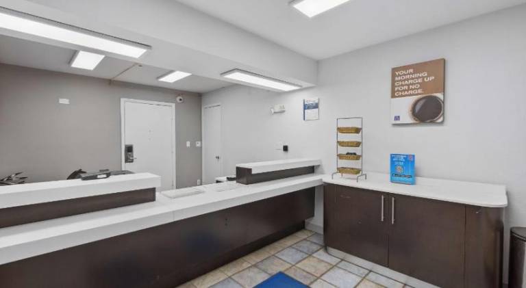 Motel 6 Normal, IL - Bloomington Area — photo 4