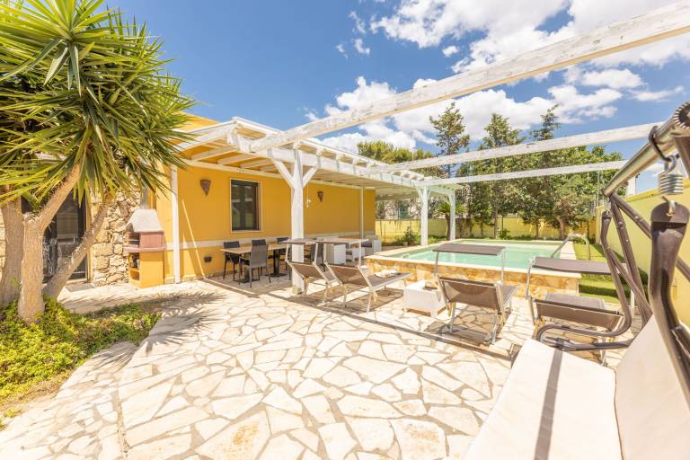 Spacious villa with garden, BBQ & private pool | Panoramic view | Pets are welcome — photo 5