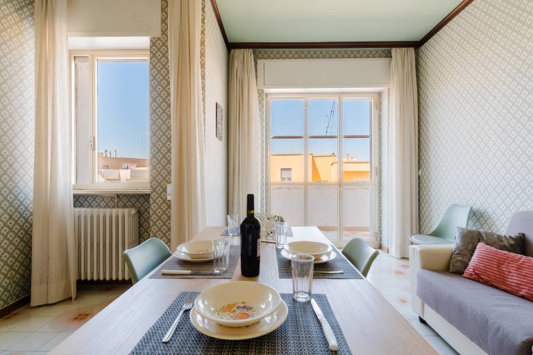 House | City view | Next to the beach | Pets are welcome — photo 3