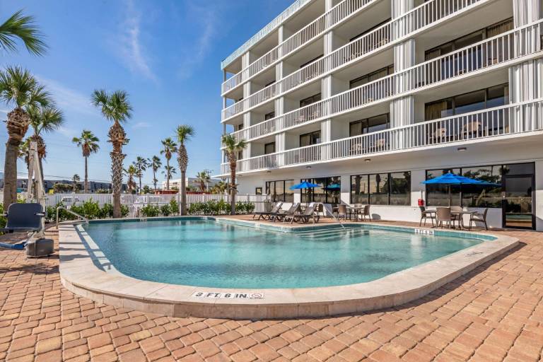 Best Western Cocoa Beach - Port Canaveral in Cape Canaveral, FL