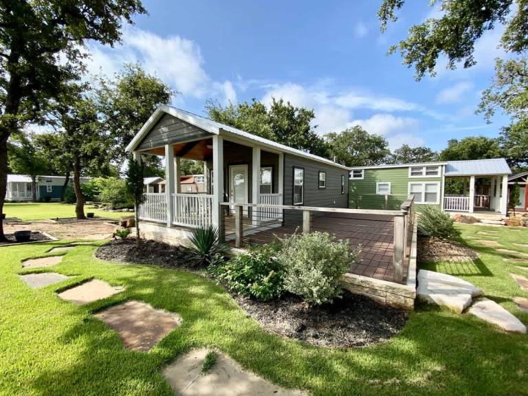 Pleasant vacation home | Dogs allowed in Fredericksburg, TX