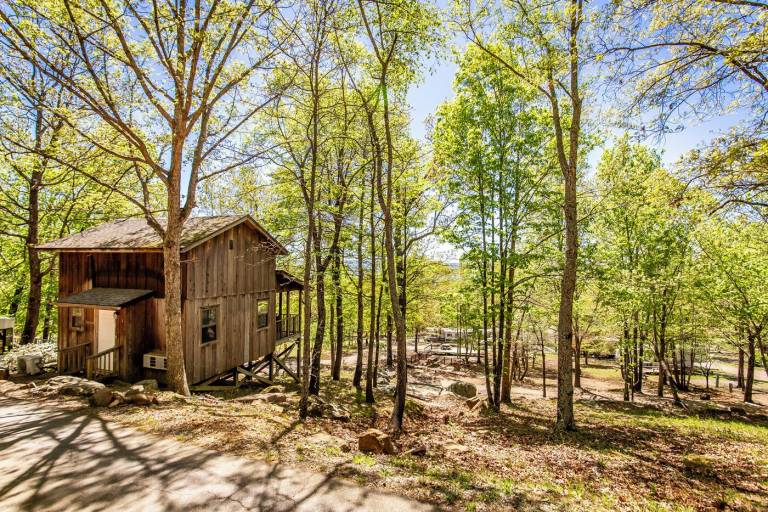 Lodge  Edgemont