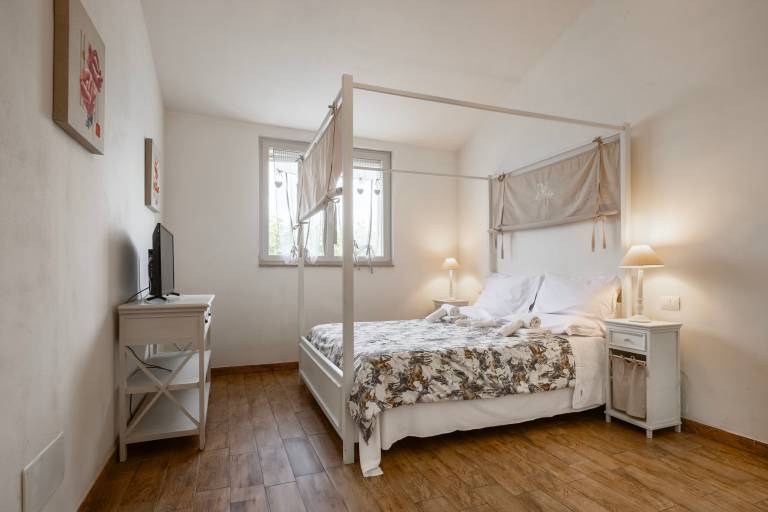 Apartment 'Malva' with Shared Pool, Wi-Fi and Air Conditioning in Manciano