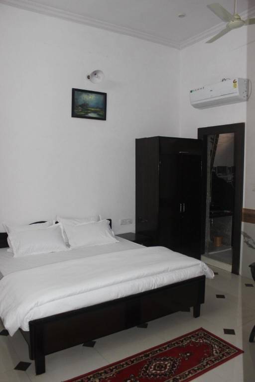Hotel Lasani Inn in Udaipur