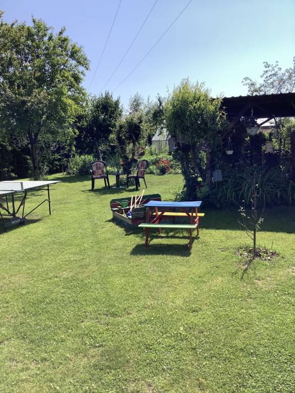 Vacation home with barbecue & patio — photo 5