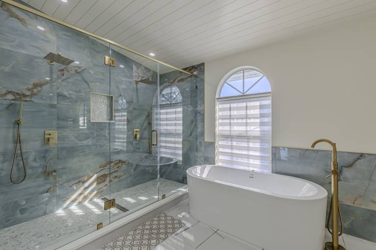 Waterfront Luxury Retreat – Avion Park Naples Home by SkyRun Naples — photo 5