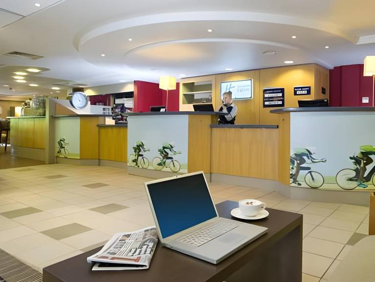 Holiday Inn Express Swansea East By IHG — photo 3
