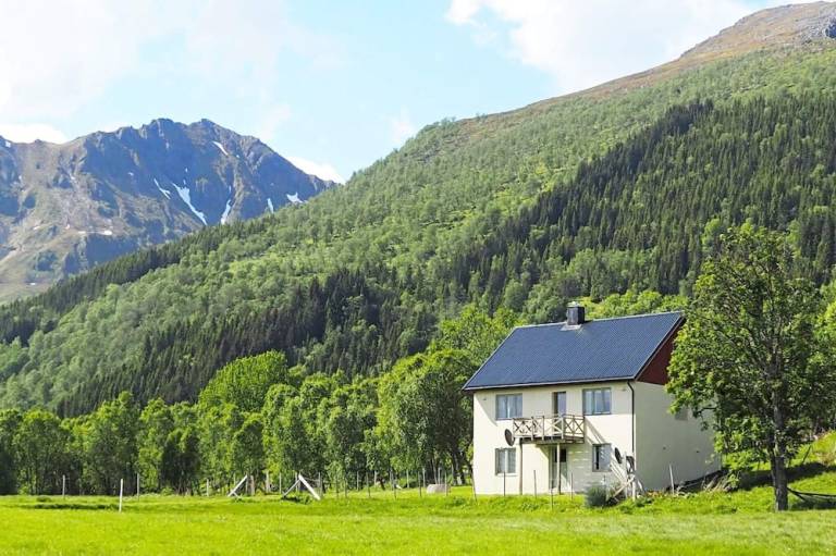 Hus  Alsvåg