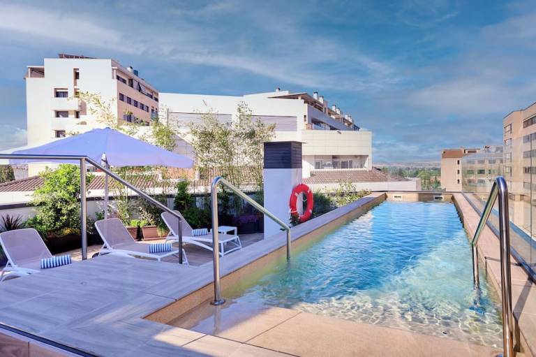 Aparthotel Granada