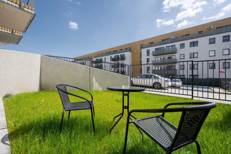 Edmund Kajdasz 32 1 Bedroom Parking Terrace — photo 4