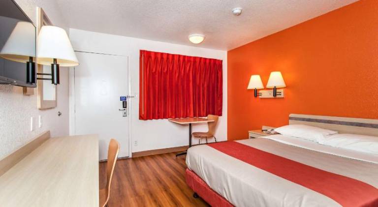 Motel 6 Vacaville, CA — photo 2