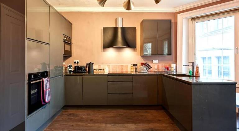 Rental apartment | Near Edinburgh Castle — photo 3