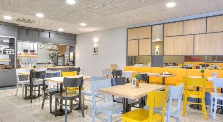 B&B HOTEL Villeneuve Loubet Village — photo 4