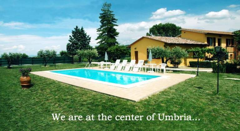 Vacation home with terrace, yard & barbeque in Deruta