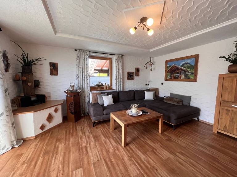 Rental apartment with grill, terrace & yard | Mountain view — photo 3