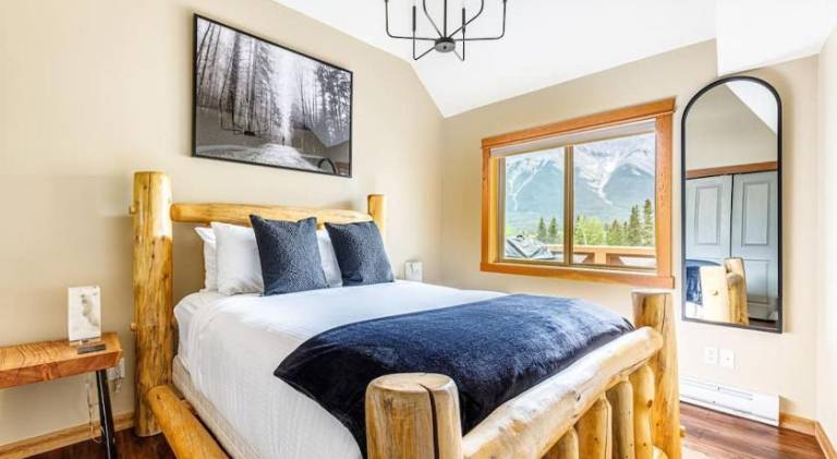 Rundle Vista at Canmore Crossing — photo 2