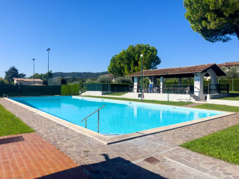 Ferienwohnung mit Hund in Padenghe Sul Garda f&uuml;r max. 6 Personen