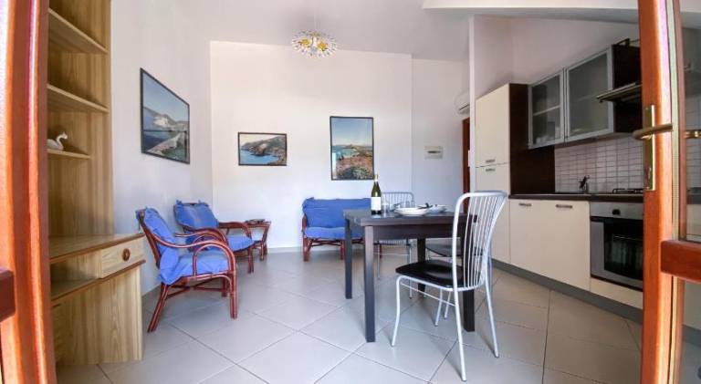House with 1 room for 3 persons — photo 2