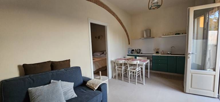 Apartament Lari