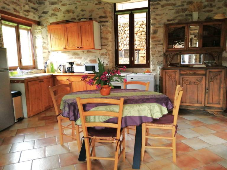 Gite with garden, patio & barbeque — photo 3