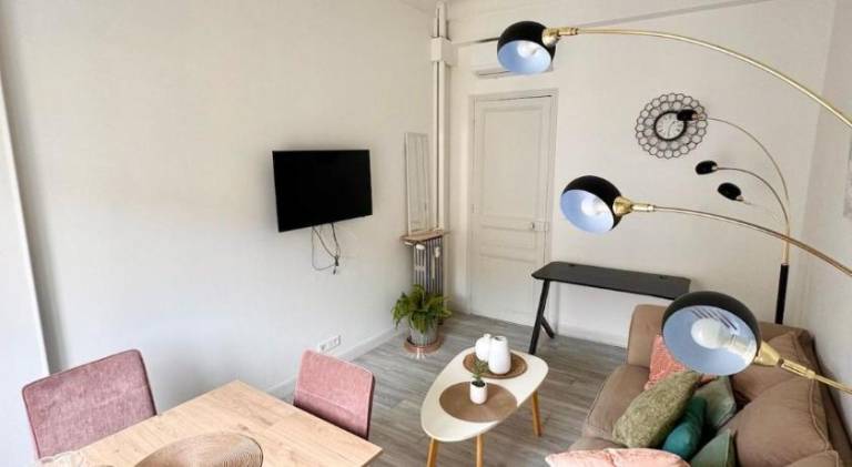 Apartment | Next to Russian Orthodox Cathedral — photo 2