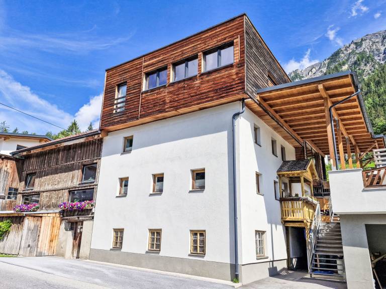 Ferienwohnung  Flirsch