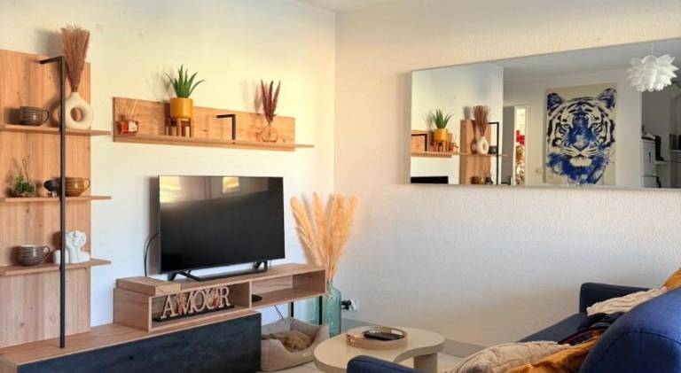 Rental apartment with private pool & patio in Le Lavandou