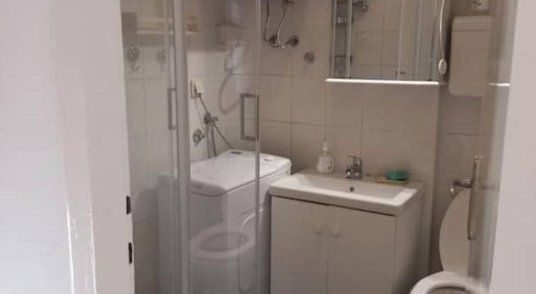 Apartment | Near Saint Mark's Church — photo 2
