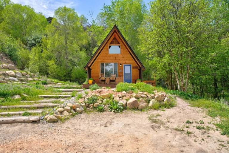 Cabin Fountain Green