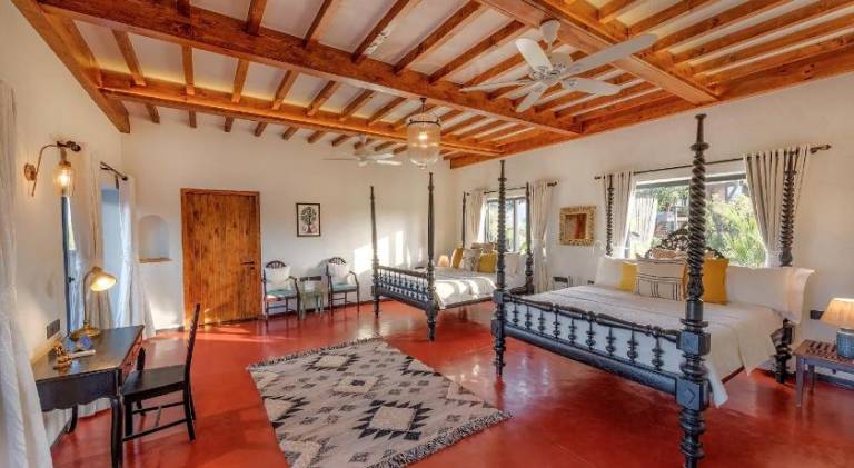1600 m&sup2; Villa