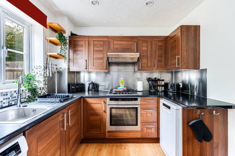 67 Cressey Avenue by Yoko Property — photo 3