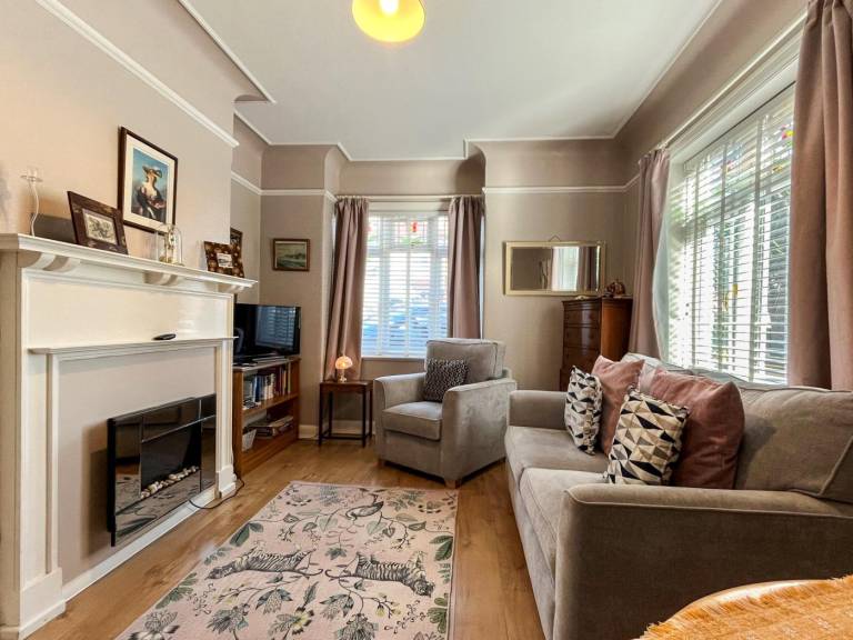 Apartment with garden in Margate