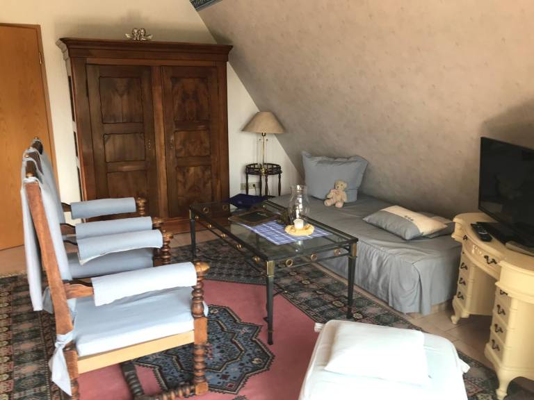 Rental apartment with garden & terrace | Garden view — photo 3