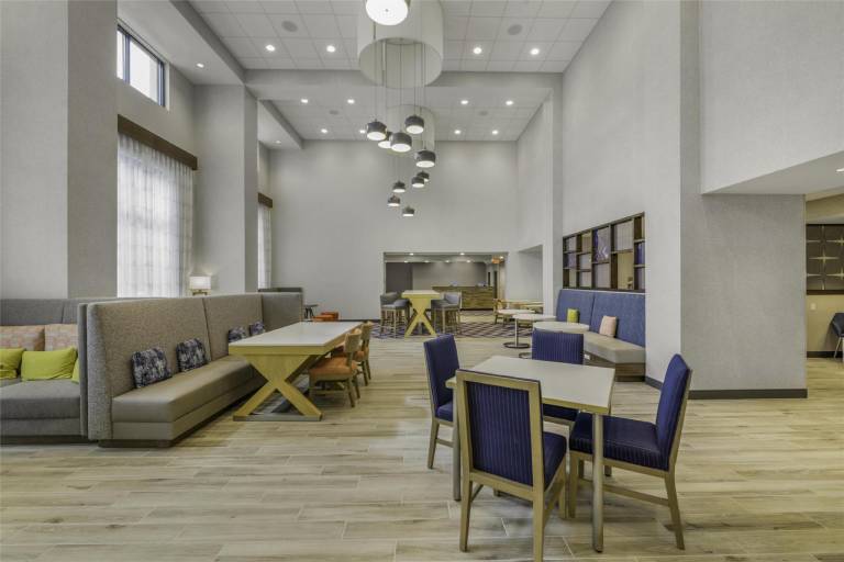Hampton Inn & Suites by Hilton Decatur — photo 2