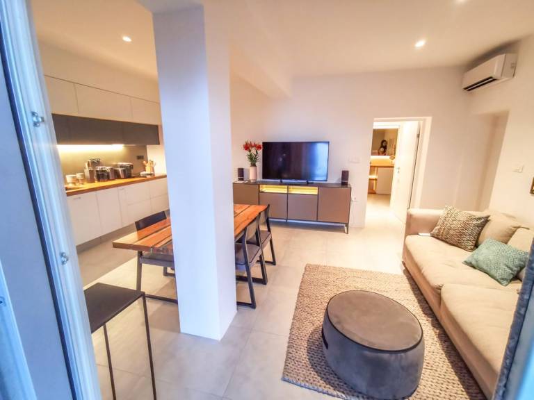 Villa with terrace, sauna & grill | Sea view — photo 5