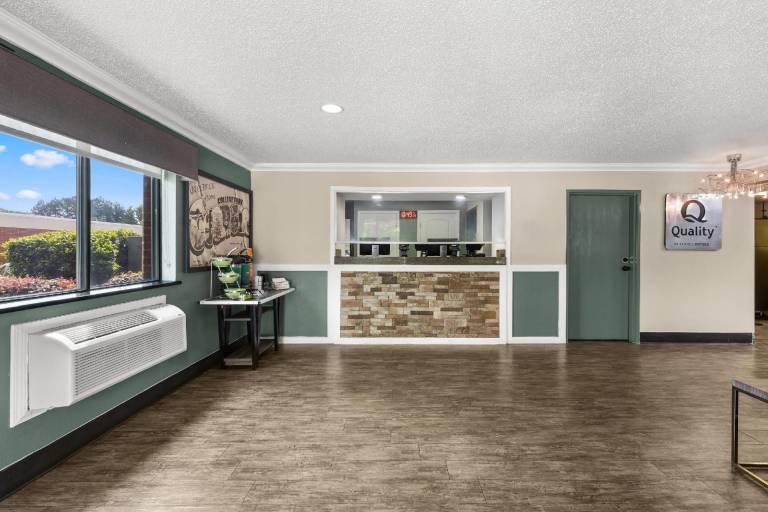 Quality Inn Atlanta Airport-Central — photo 5