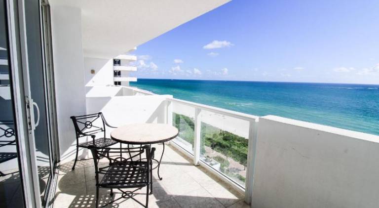 Lovely vacation home | Beach nearby | Pet-friendly in Miami Beach, FL