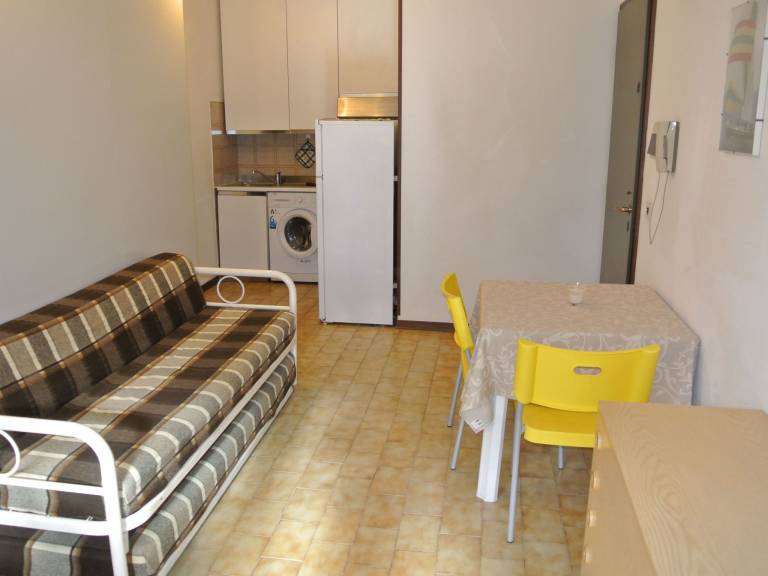 Holiday apartment with pool & terrace — photo 2