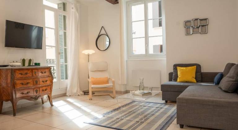 Holiday apartment with 2 rooms for 4 persons — photo 2