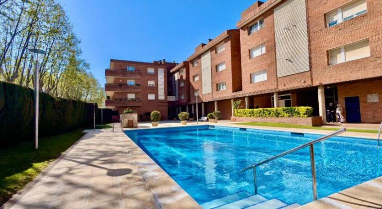 Holiday apartment with pool — photo 5