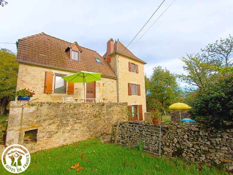 Nice gite with patio, garden & BBQ | Pets allowed — photo 2