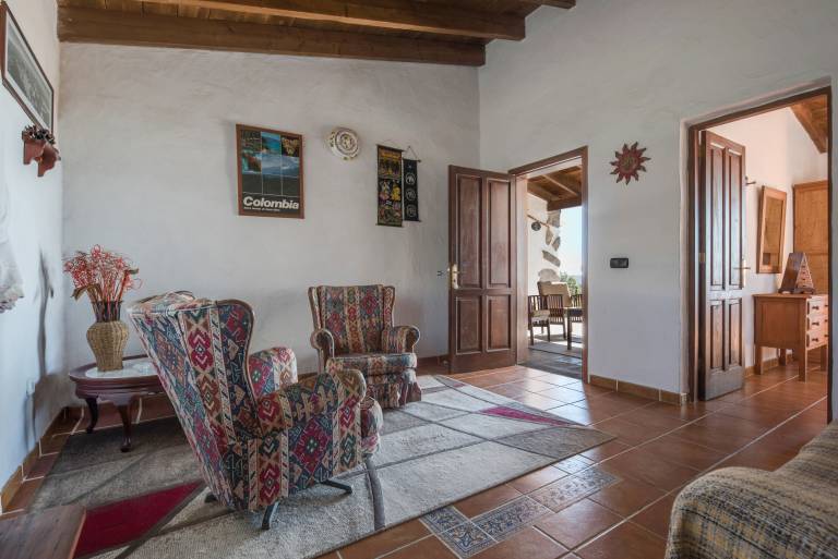 Cozy Country House "La Cuadra de Arona" with Sea View, Pool, Wi-Fi, Garden, Parking — photo 5