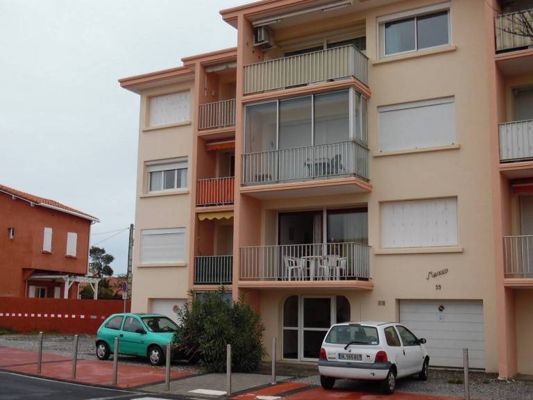 Apartment with 1 room for 4 persons in Canet-en-Roussillon