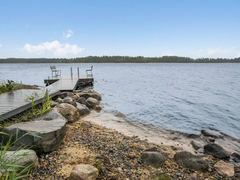 Vacation home with sauna & terrace | Nature view — photo 4