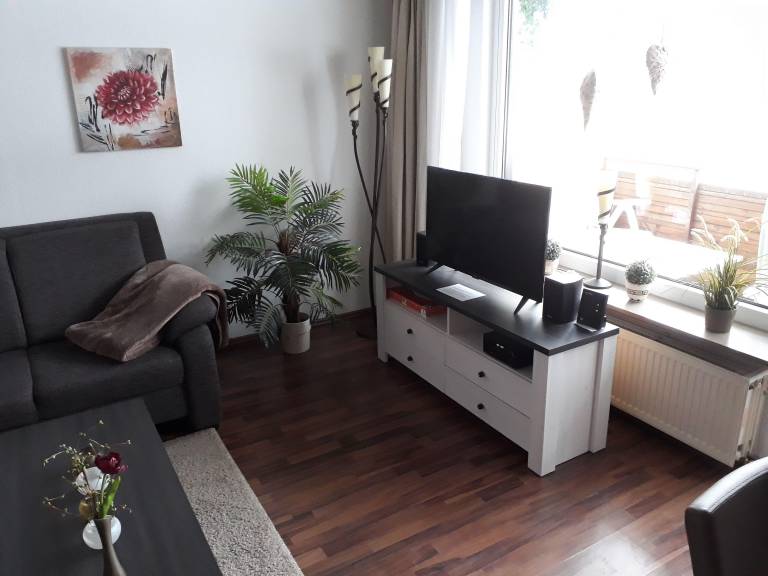 Holiday apartment with garden — photo 4