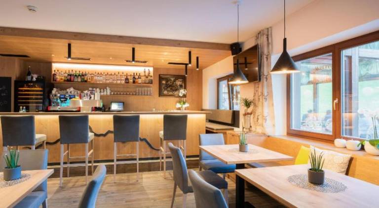 Hotel Alpenfrieden — photo 2